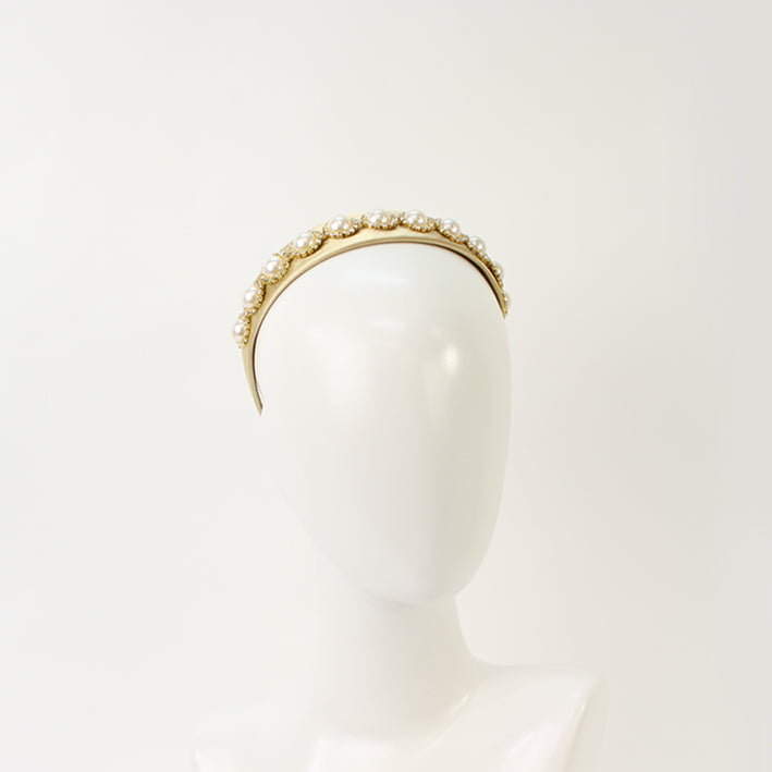 Jendi Abigail Pearl Headband in Gold