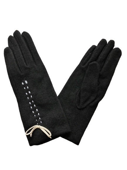 Morgan and Taylor Kiara Gloves in Ivory or Black