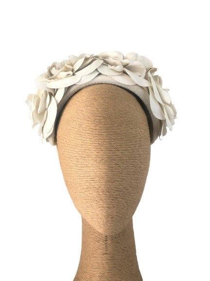Max Alexander Rosetta headpiece in Cream